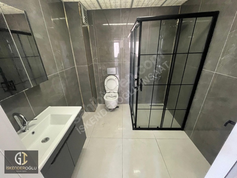 Aziziye Mahallesi Lise İlk Okul Karşısı 3+1 120 M2 Yerden Isıma — fotoğraf 23