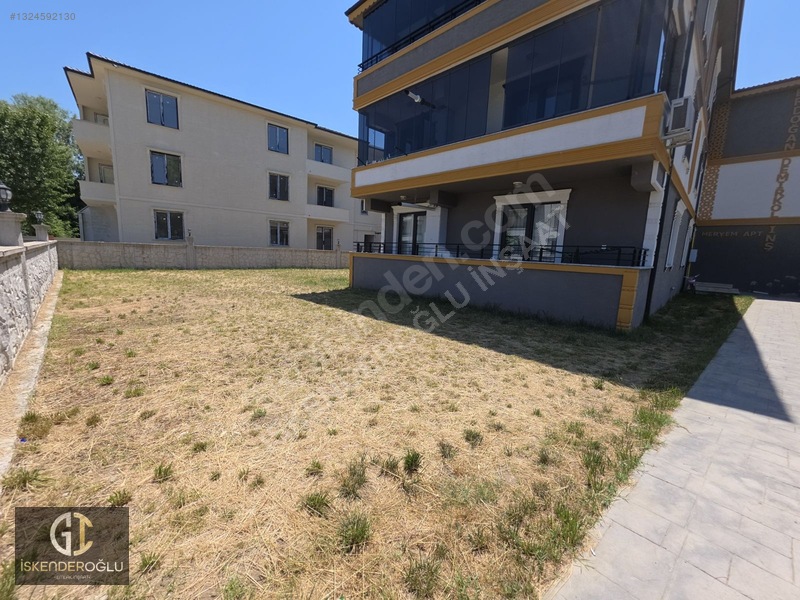 Aziziye Mahallesi Lise İlk Okul Karşısı 3+1 120 M2 Yerden Isıma — fotoğraf 28