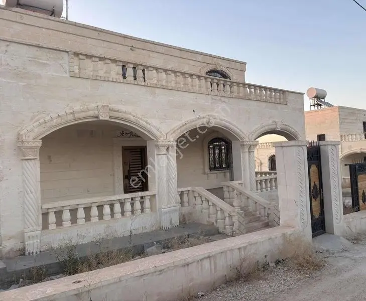 Gölpınarda Muazzam Satılık Villa