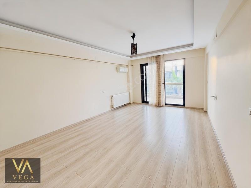 Villalar Bölgesi 1+1 Site İçerisinde Satılık Daire — fotoğraf 5