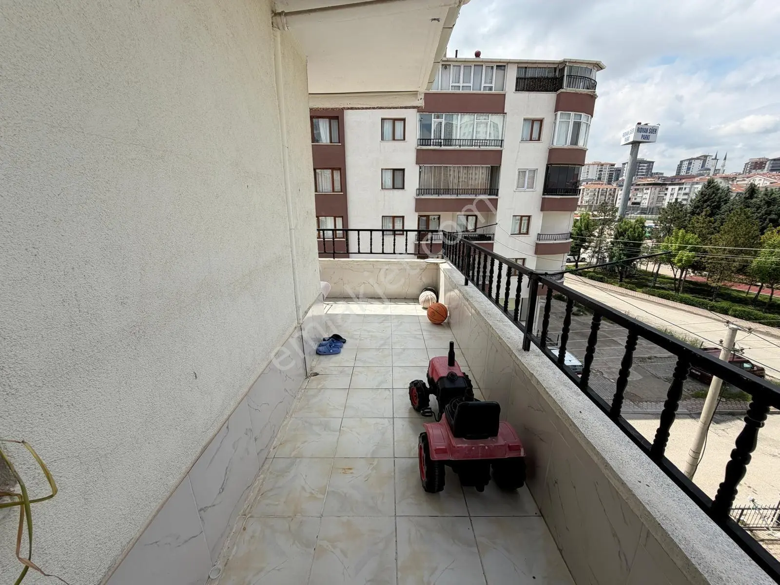 Yılmaz Gayrımenkulden Ful Yapılı Ön Cephe Genıs Metre Kare Depolu Satılık Daıre — fotoğraf 27