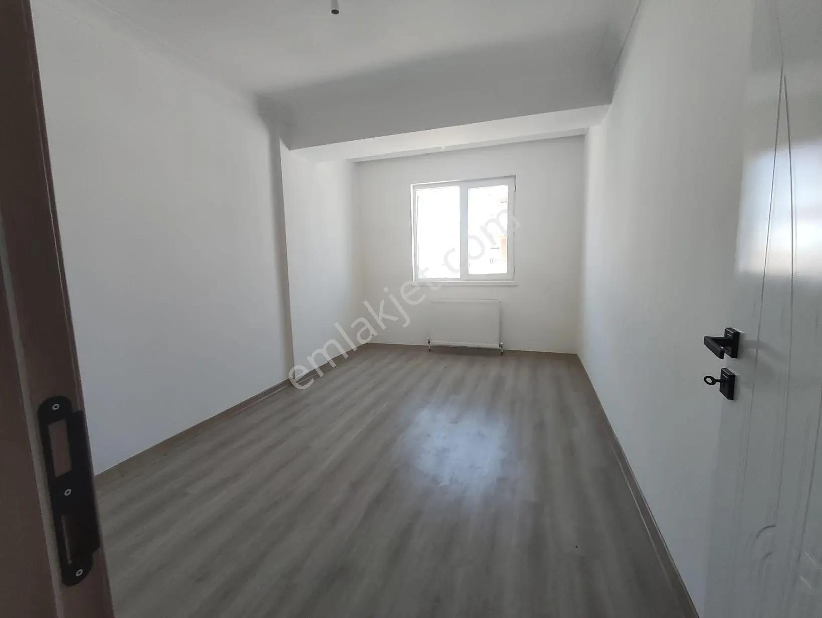Yılmaz Gayrımenkulden Acıl Fıyat Düştü Satılık 2+1 Ön Cephe 3 Son Kat Sıfır Daıre — fotoğraf 8
