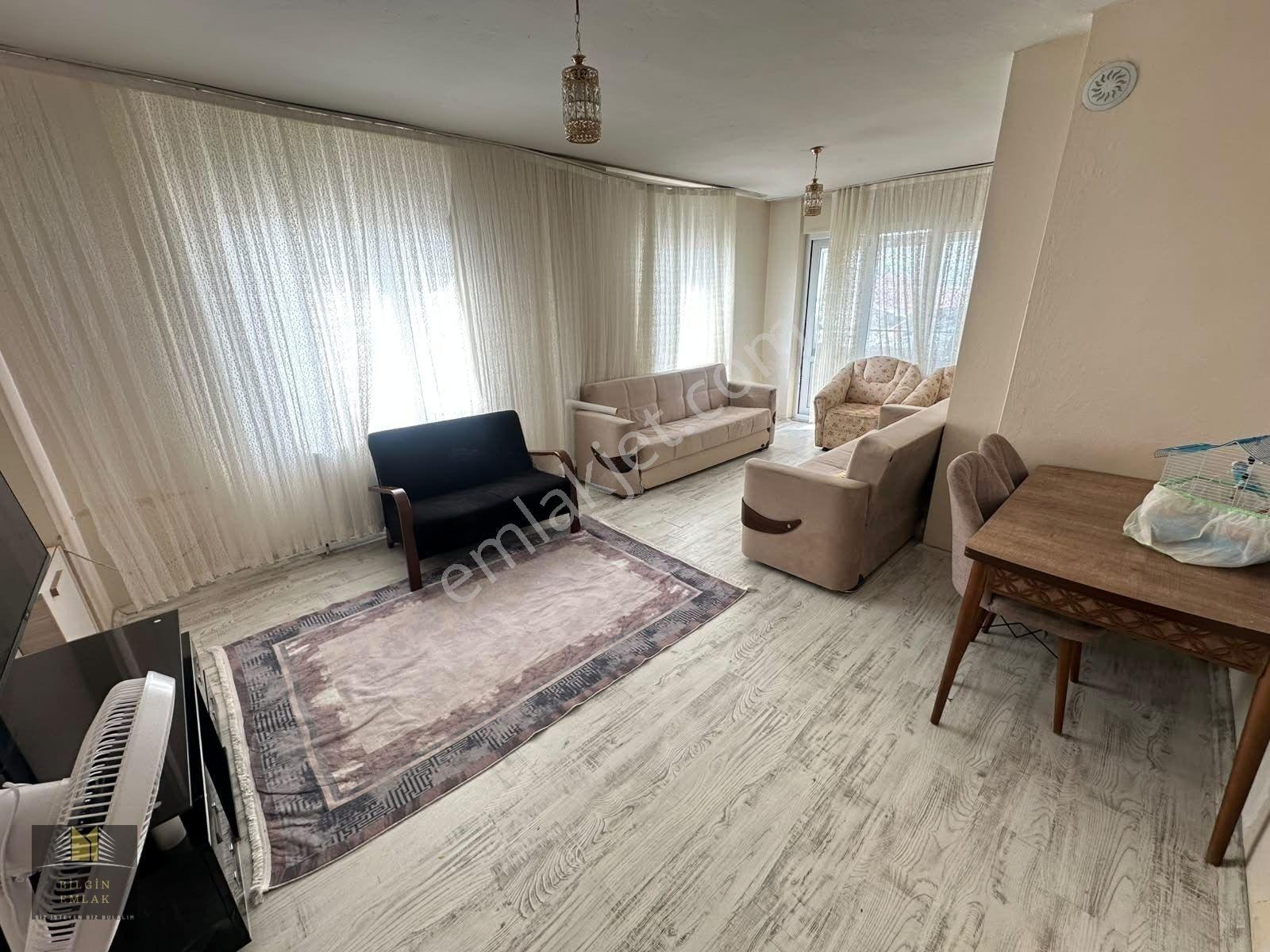 Bilgin Emlaktan Mükkemmel Lokasyonda Geniş Uygun Fiyatlı 2+1 Satılık Daire — fotoğraf 4