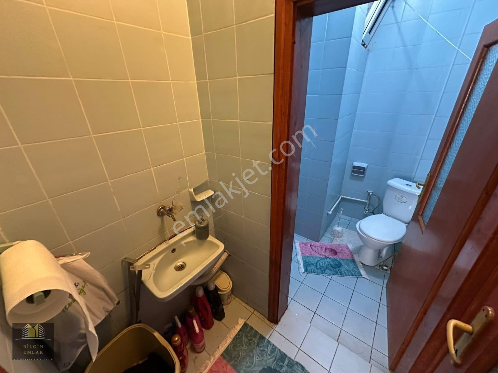 Bilgin Emlaktan Mükkemmel Lokasyonda Geniş Uygun Fiyatlı 2+1 Satılık Daire — fotoğraf 13