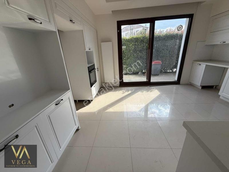 Vega'dan Muradiye Villalar Bölgesinde 4+1 190m2 Site İçinde — fotoğraf 4