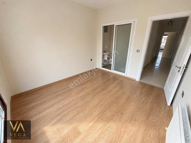 Vega'dan Muradiye Villalar Bölgesinde 4+1 190m2 Site İçinde — fotoğraf 10