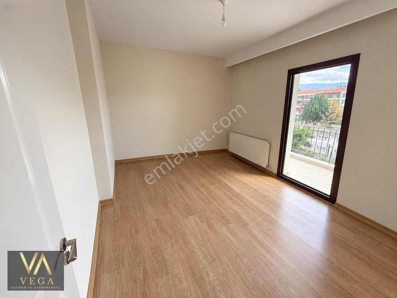 Vega'dan Muradiye Villalar Bölgesinde 4+1 190m2 Site İçinde — fotoğraf 11