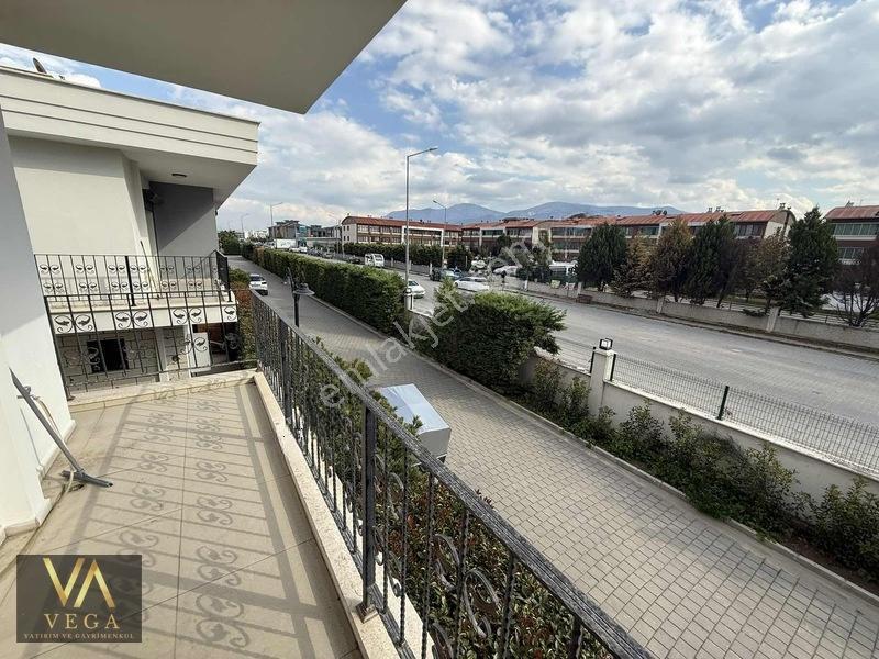Vega'dan Muradiye Villalar Bölgesinde 4+1 190m2 Site İçinde — fotoğraf 29
