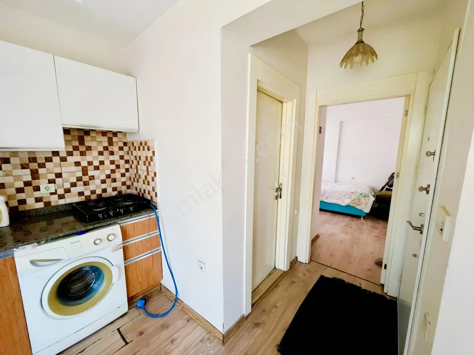 Amazon'dan Uncular Camii Civarı 1+1 Satılık Fırsat Daire!!! — fotoğraf 4