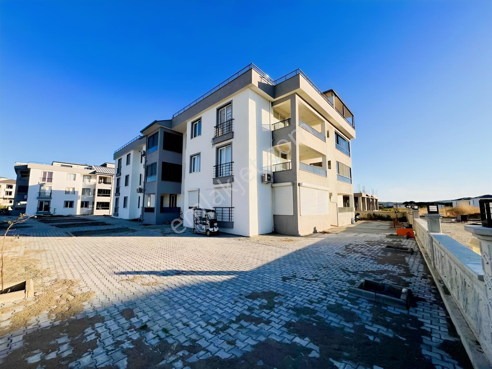 Denize Yakın Site İçinde Kaliteli Lüx 1+1 Tertemiz Daire — fotoğraf 2