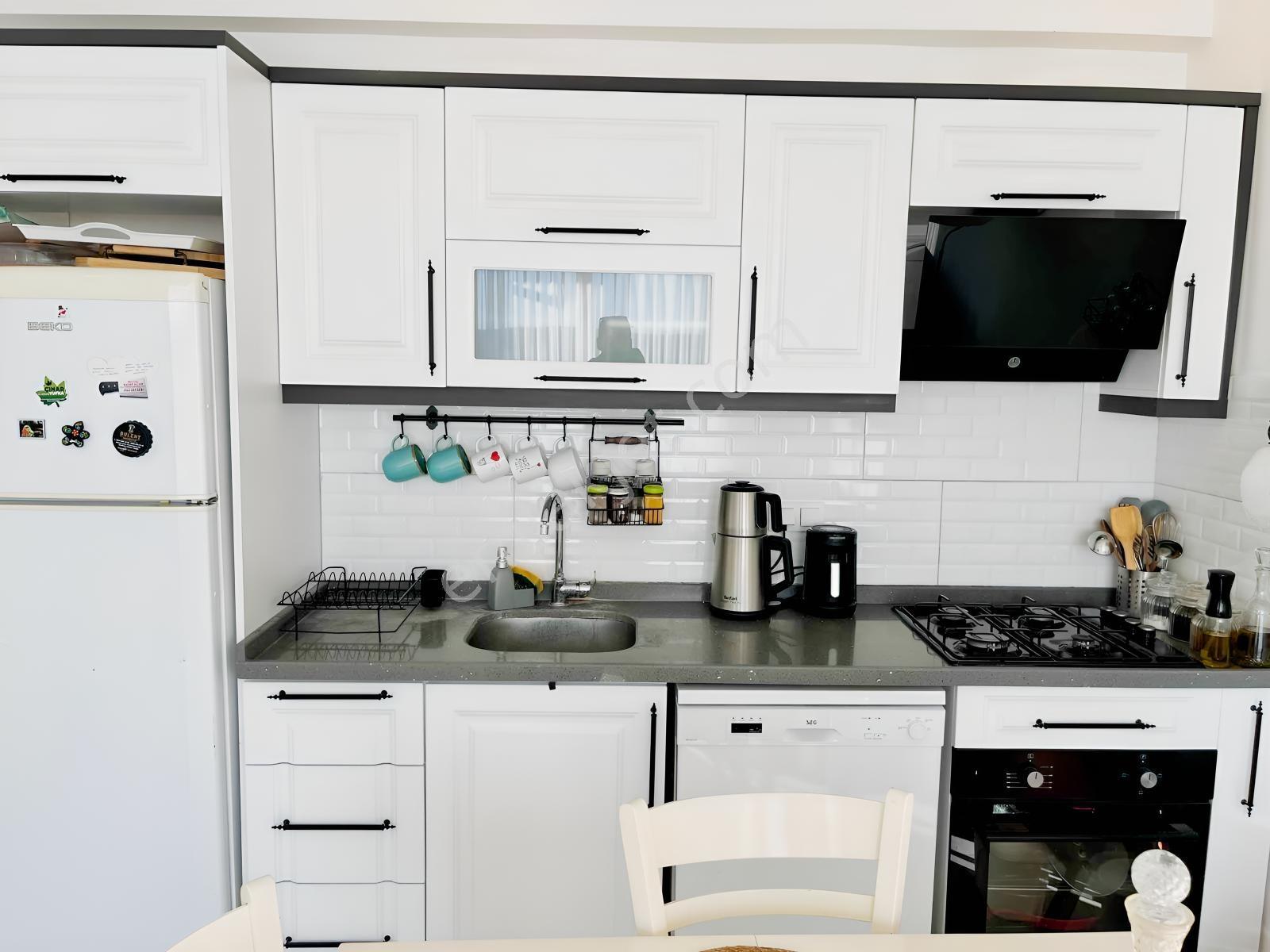 Denize Yakın Site İçinde Kaliteli Lüx 1+1 Tertemiz Daire — fotoğraf 23