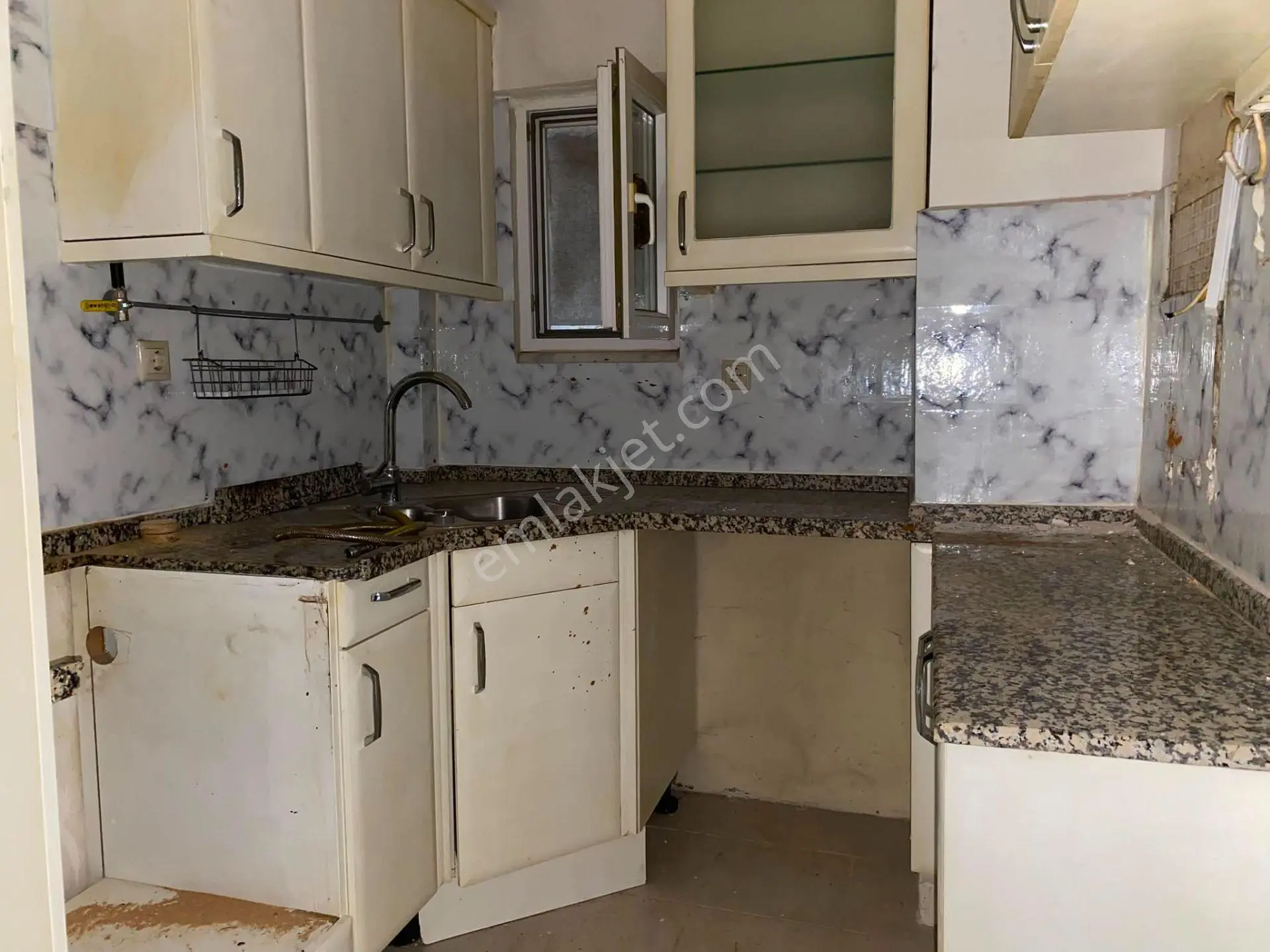 Bursa Yıldırım Karamazakta 2+1 95m2 3.kat Kombili Bakımlı Daire — fotoğraf 9