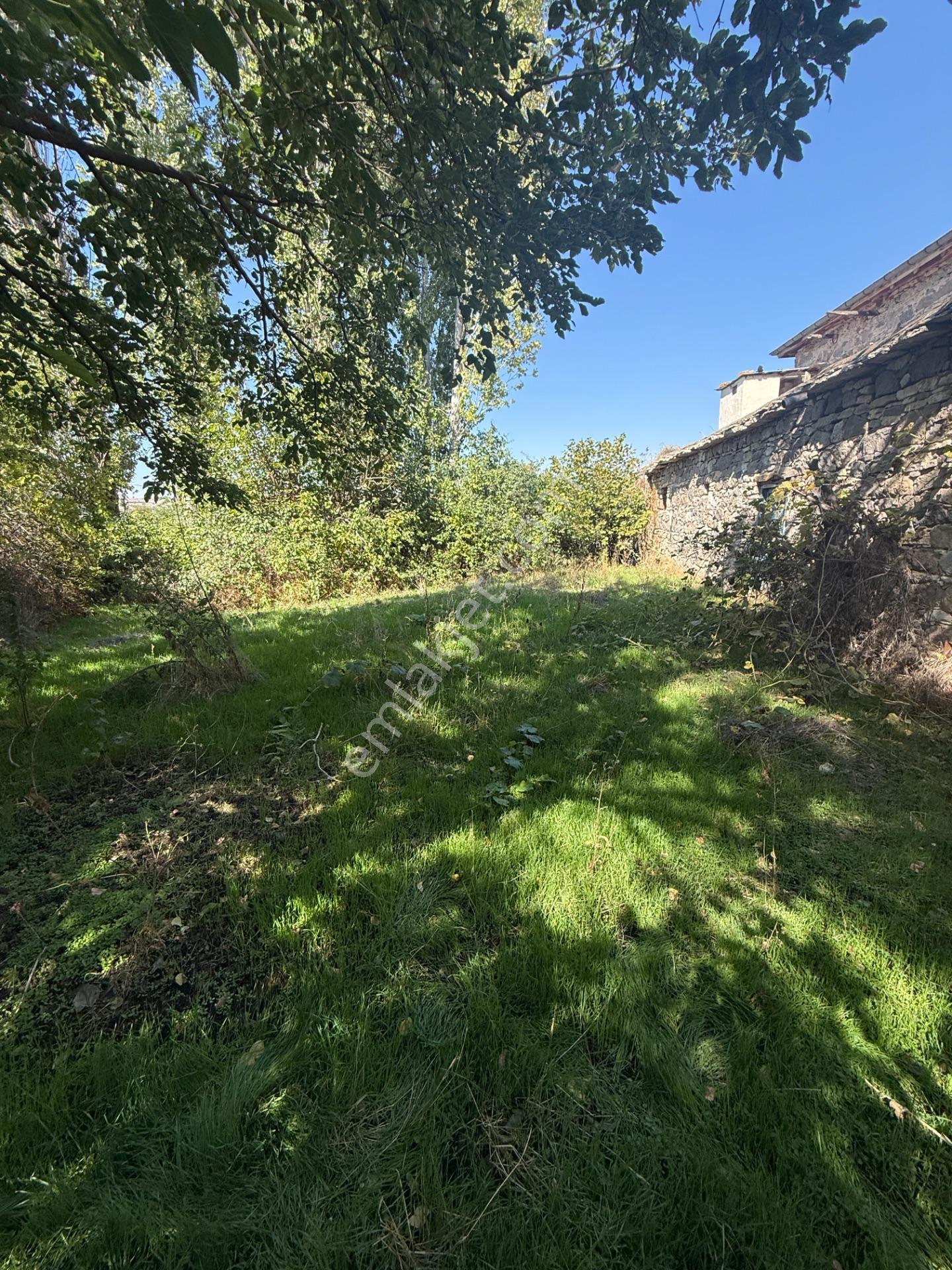 Seydişehir Çavuş Mahallesi'nde 450 M² Bahçeli Köy Evi — fotoğraf 2