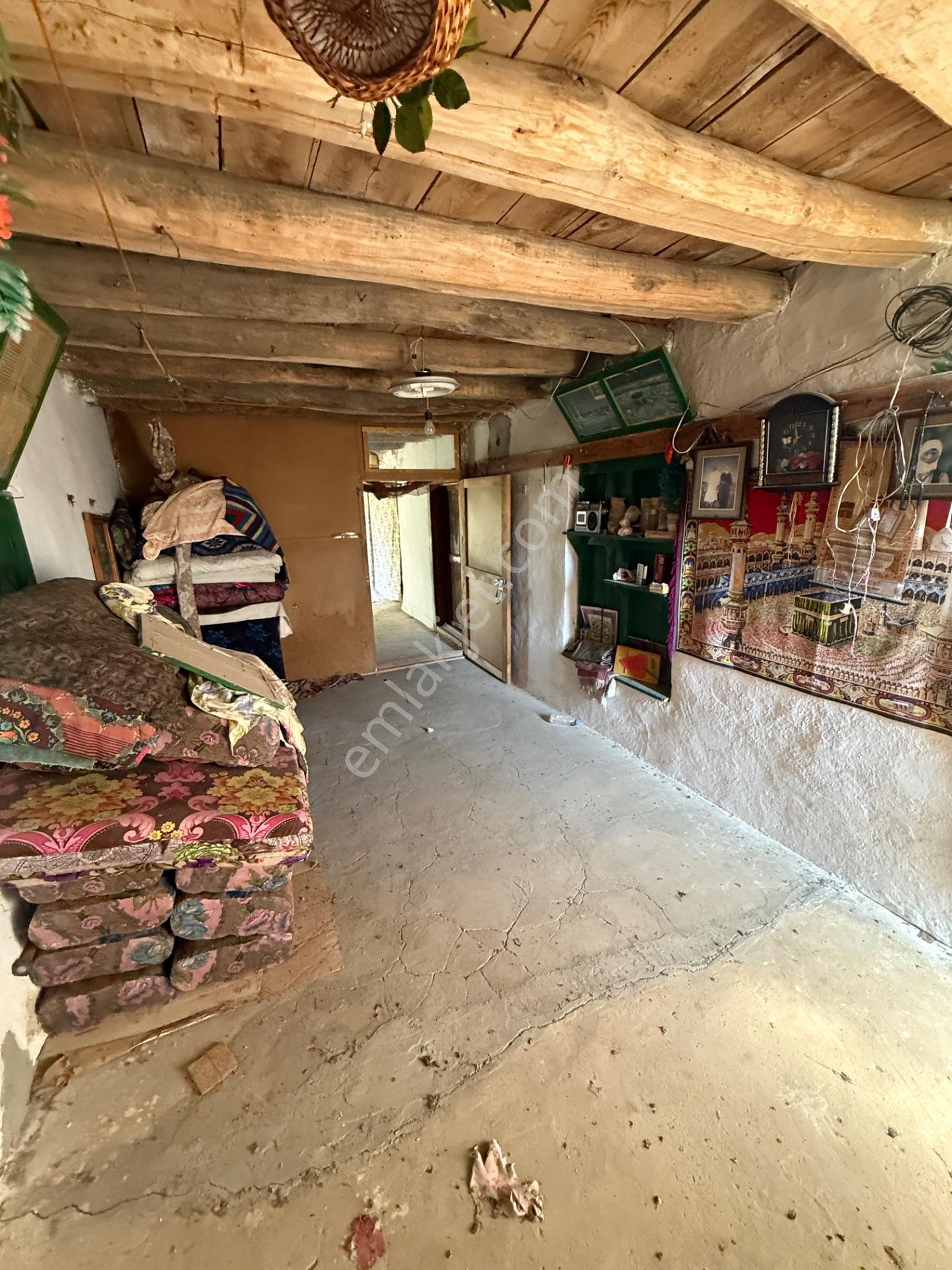 Seydişehir Çavuş Mahallesi'nde 450 M² Bahçeli Köy Evi — fotoğraf 15