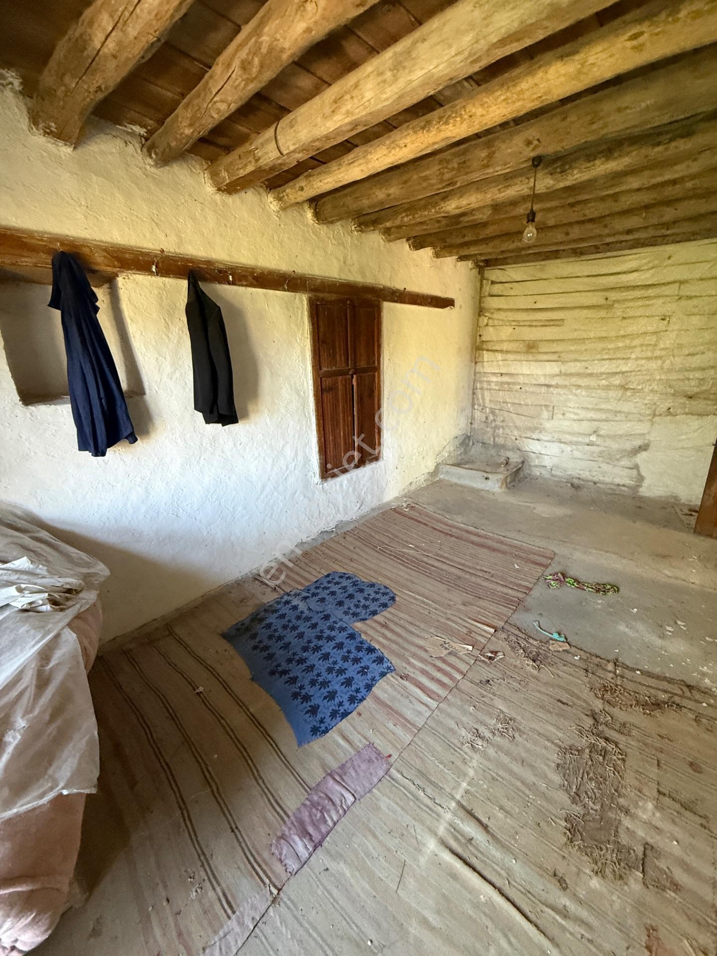 Seydişehir Çavuş Mahallesi'nde 450 M² Bahçeli Köy Evi — fotoğraf 26