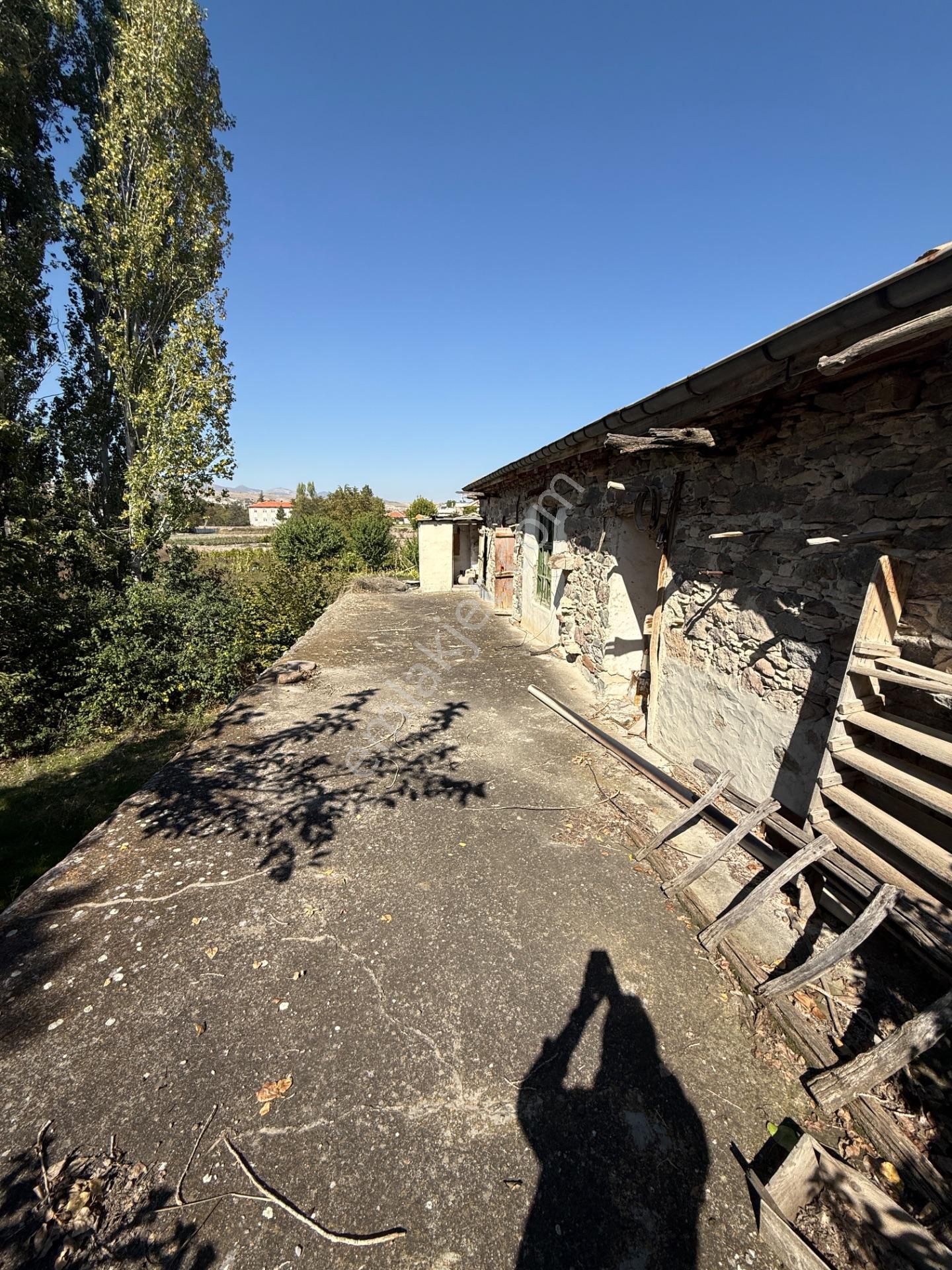 Seydişehir Çavuş Mahallesi'nde 450 M² Bahçeli Köy Evi — fotoğraf 28