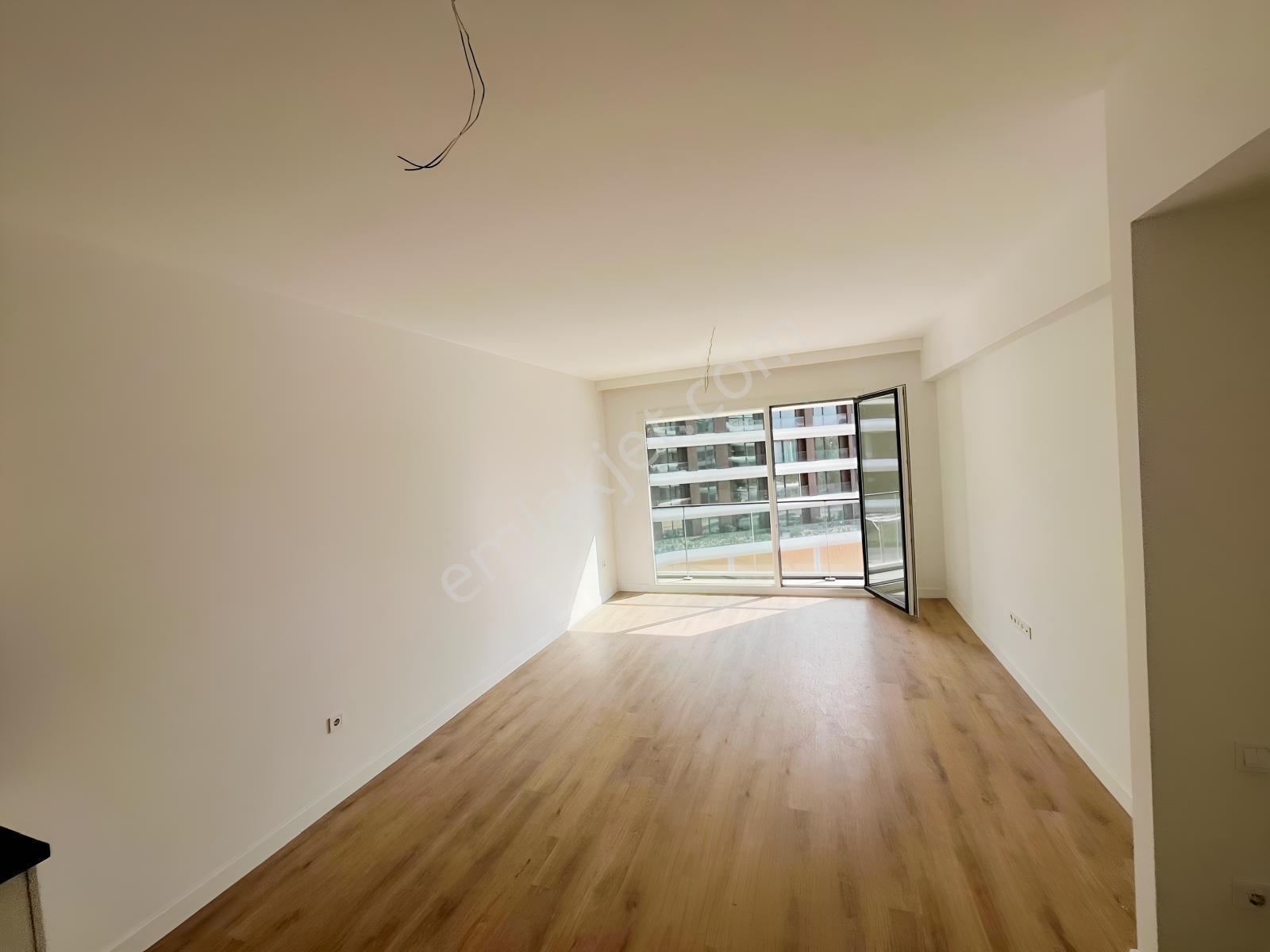 2+! Arakat Sıfır Elegant Parkda Ebeveyn Banyolu Özel Daire — fotoğraf 3