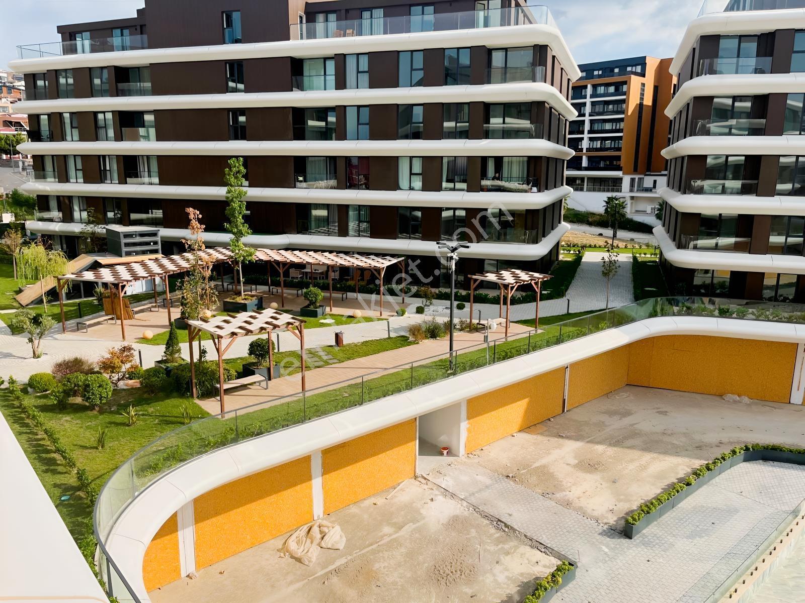 2+! Arakat Sıfır Elegant Parkda Ebeveyn Banyolu Özel Daire — fotoğraf 9
