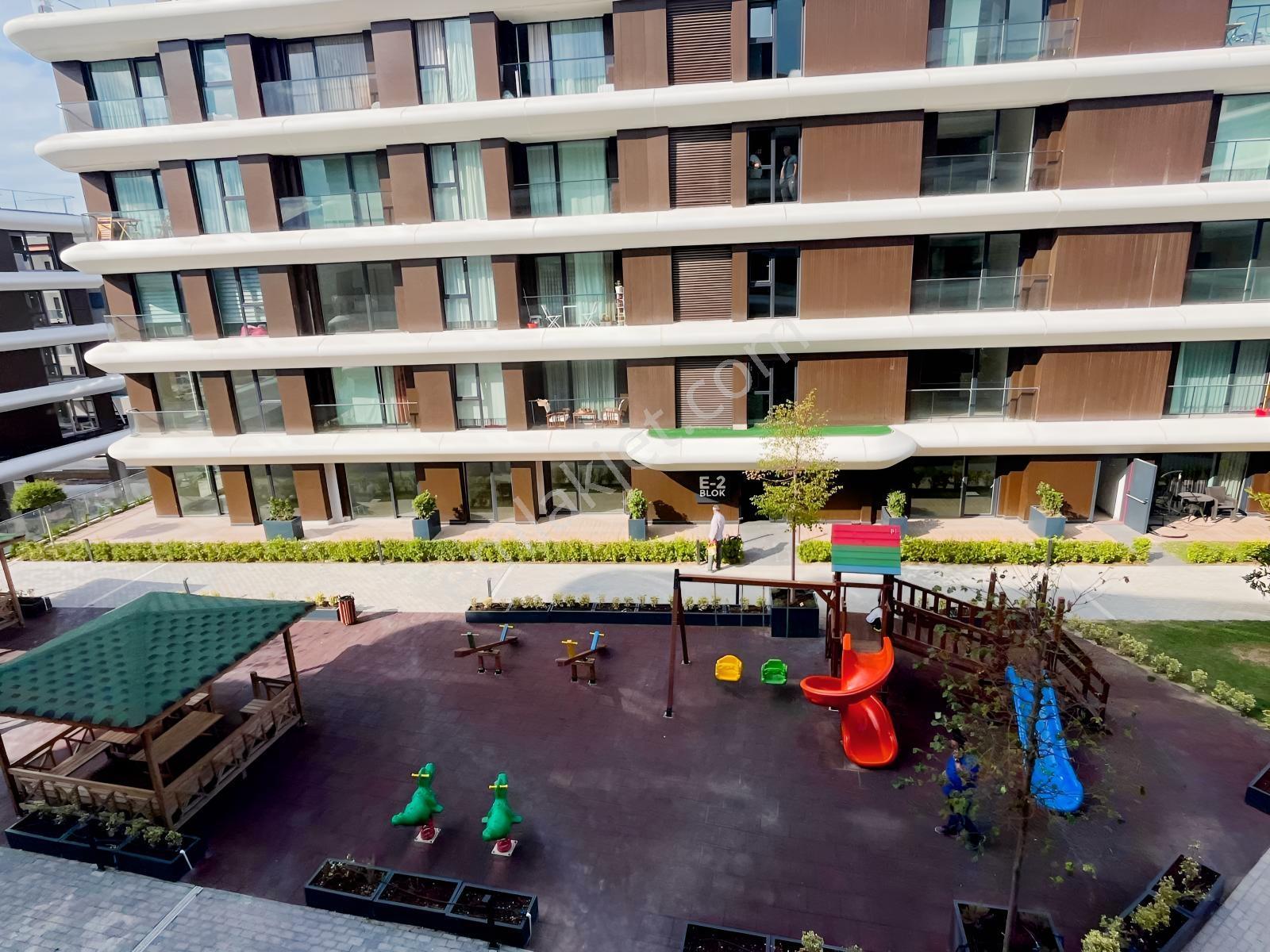 2+! Arakat Sıfır Elegant Parkda Ebeveyn Banyolu Özel Daire — fotoğraf 24