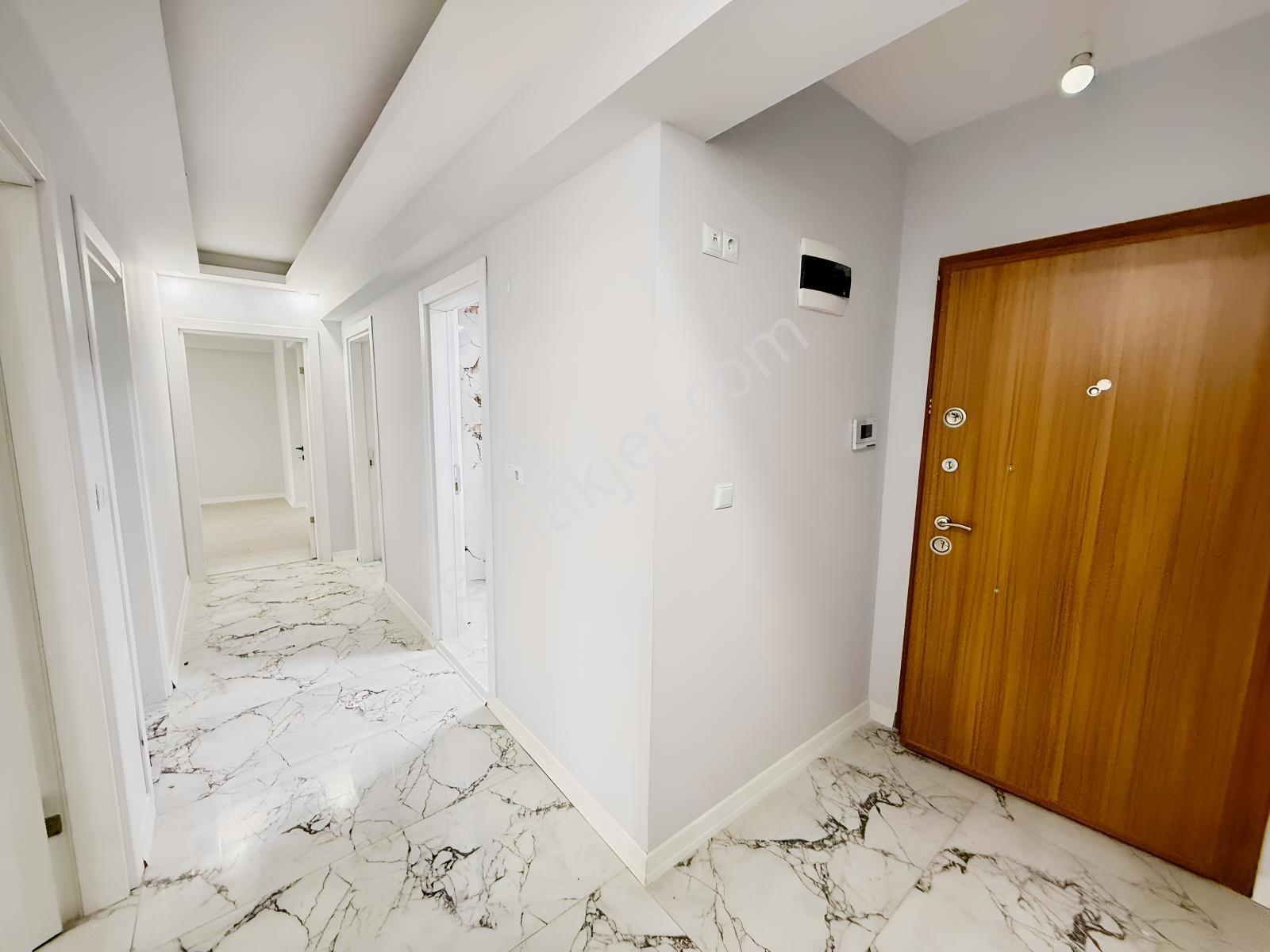 Var'dan Çerkezköy Avm Bölgesinde 2+1 Ara Kat Lüx Sitede Daire — fotoğraf 24