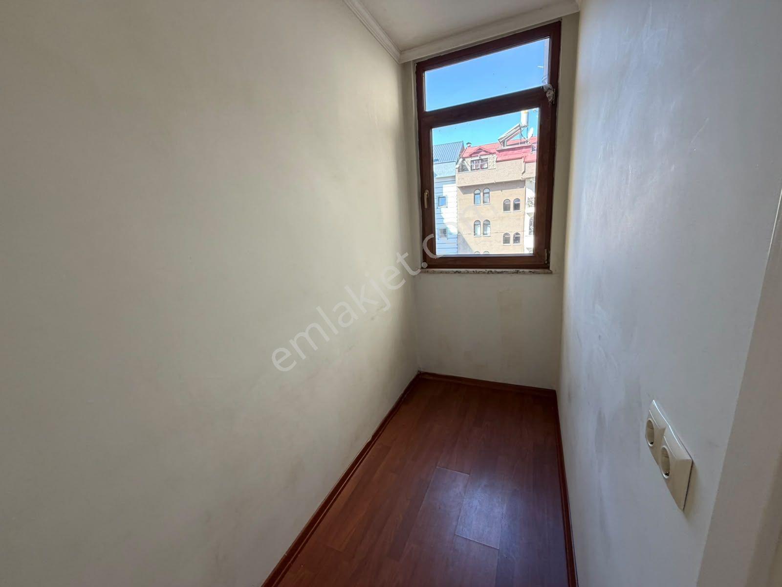 Yaylacık'ta Satılık 2+1 Daire: 105m², Balkonlu, Merkezi Konum — fotoğraf 12