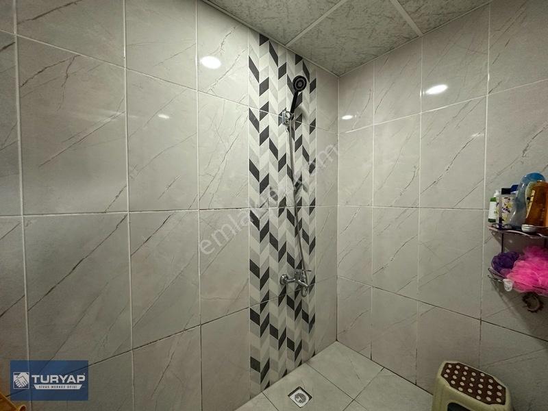 Turyap'dan Site İçerisinde 4.5+1 Yapılı Satılık Lüks Daire — fotoğraf 31