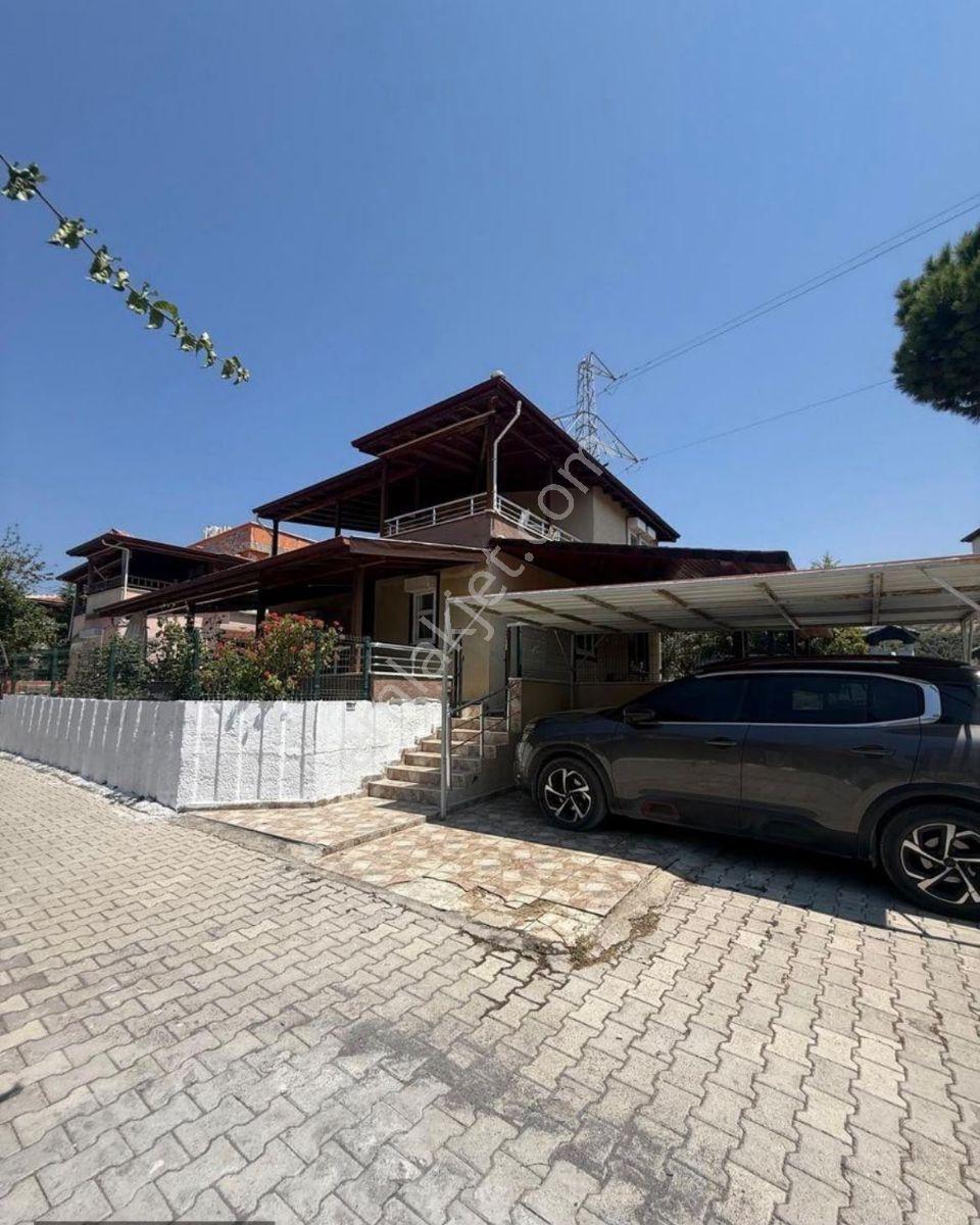 Arsuz Yolu Üzerinde Ceren Sitesinde Köşe Parsel4+1 Eşyalı Satık — fotoğraf 3