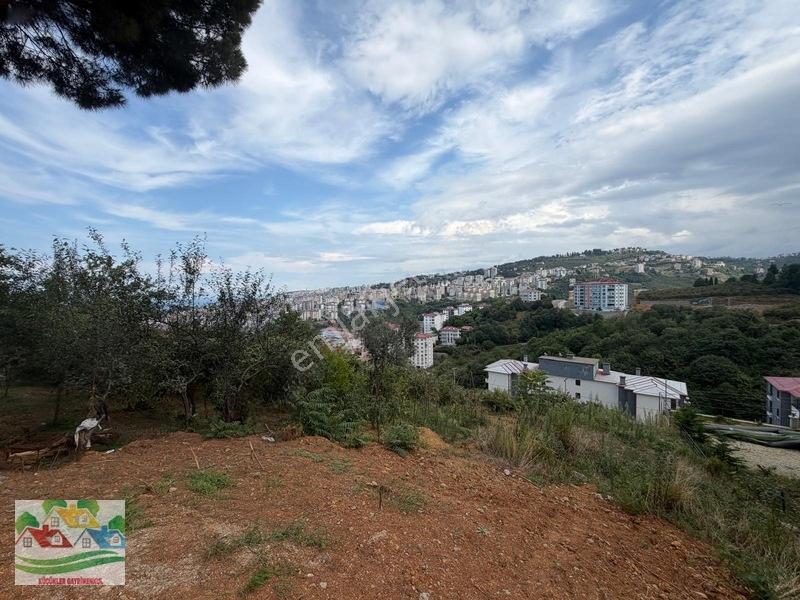 Karşıyaka Da Deniz Ve Doğa Manzaralı Arsa — fotoğraf 2