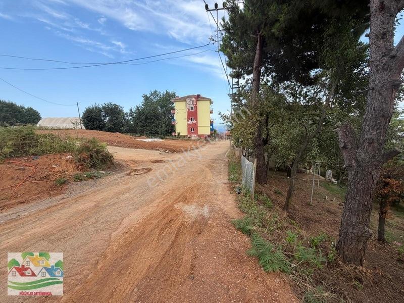 Karşıyaka Da Deniz Ve Doğa Manzaralı Arsa — fotoğraf 7