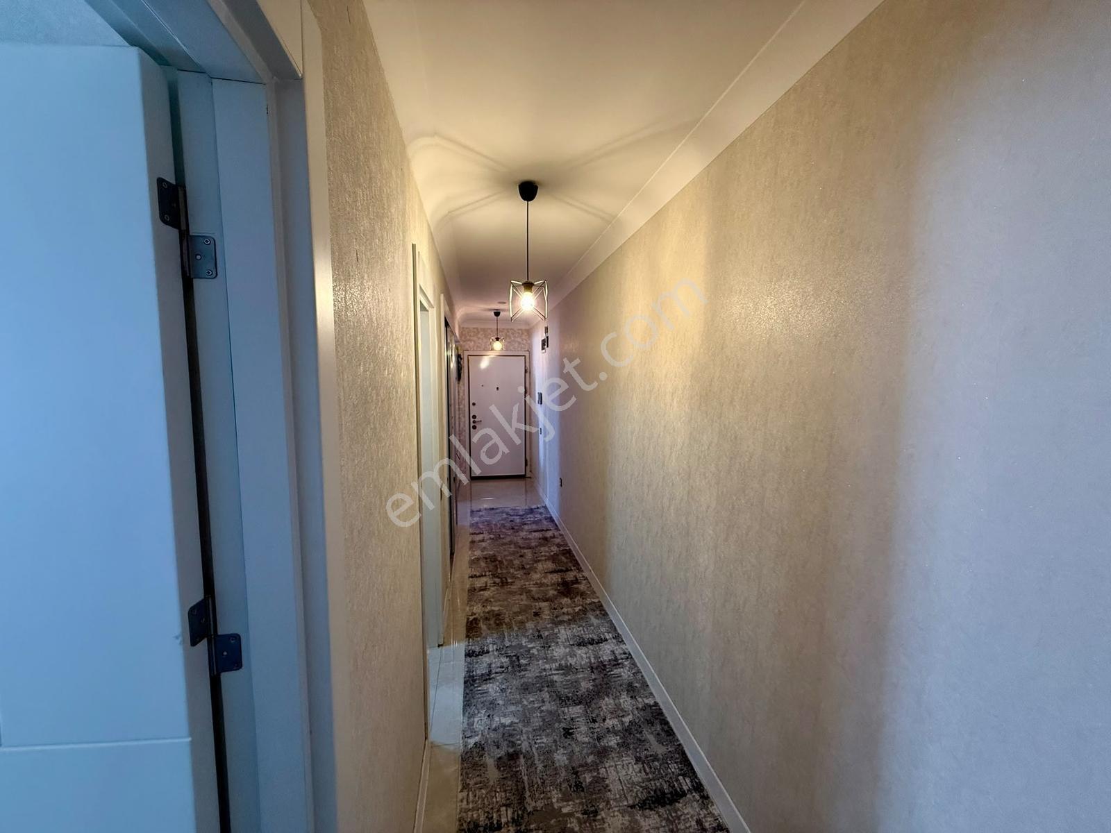 Cumhuriyet Mahallesi Metro Yakını Kök Tapu 2+1 Satılık Daire ! — fotoğraf 8