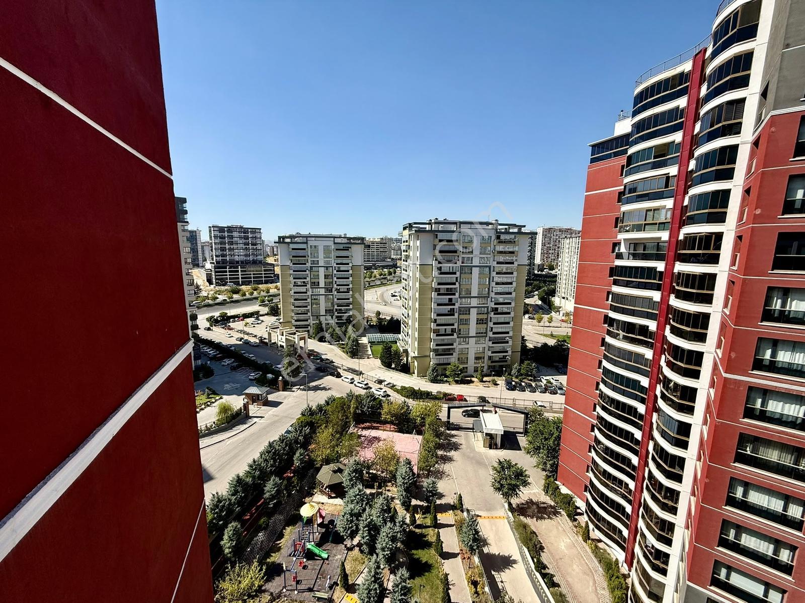 Cumhuriyet Mahallesi Metro Yakını Kök Tapu 2+1 Satılık Daire ! — fotoğraf 19