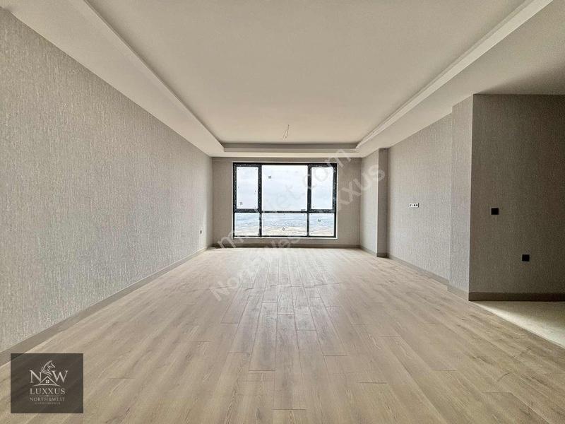 Taşpınar Şah İncek'te Göl Ve Doğa Manzaralı Satılık 4+1 Daire — fotoğraf 4