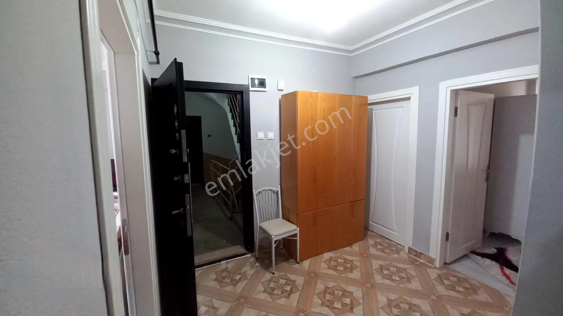 Hurriyet Mahallesinde İci Temiz Satılık Daire — fotoğraf 3