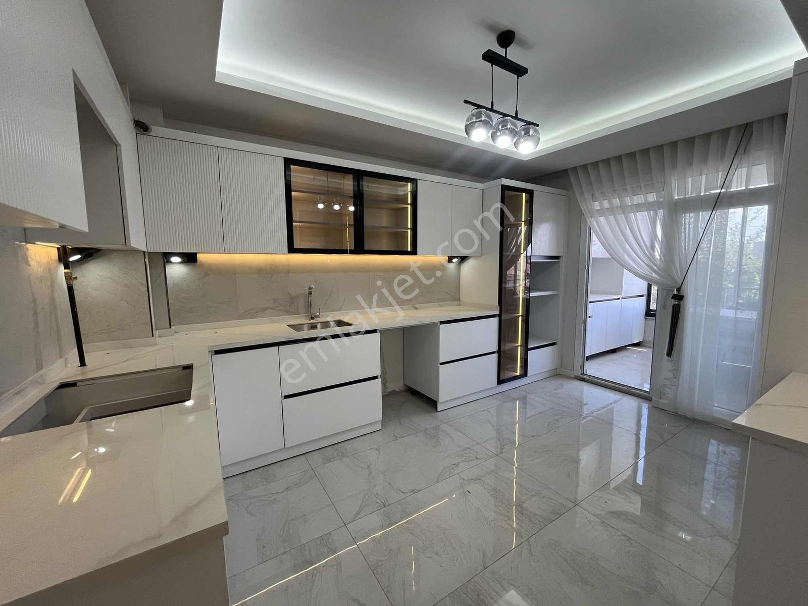 Yks`den Alpaslan Mh. 2+1 Sıfır Arakat Satılık Daire — fotoğraf 10