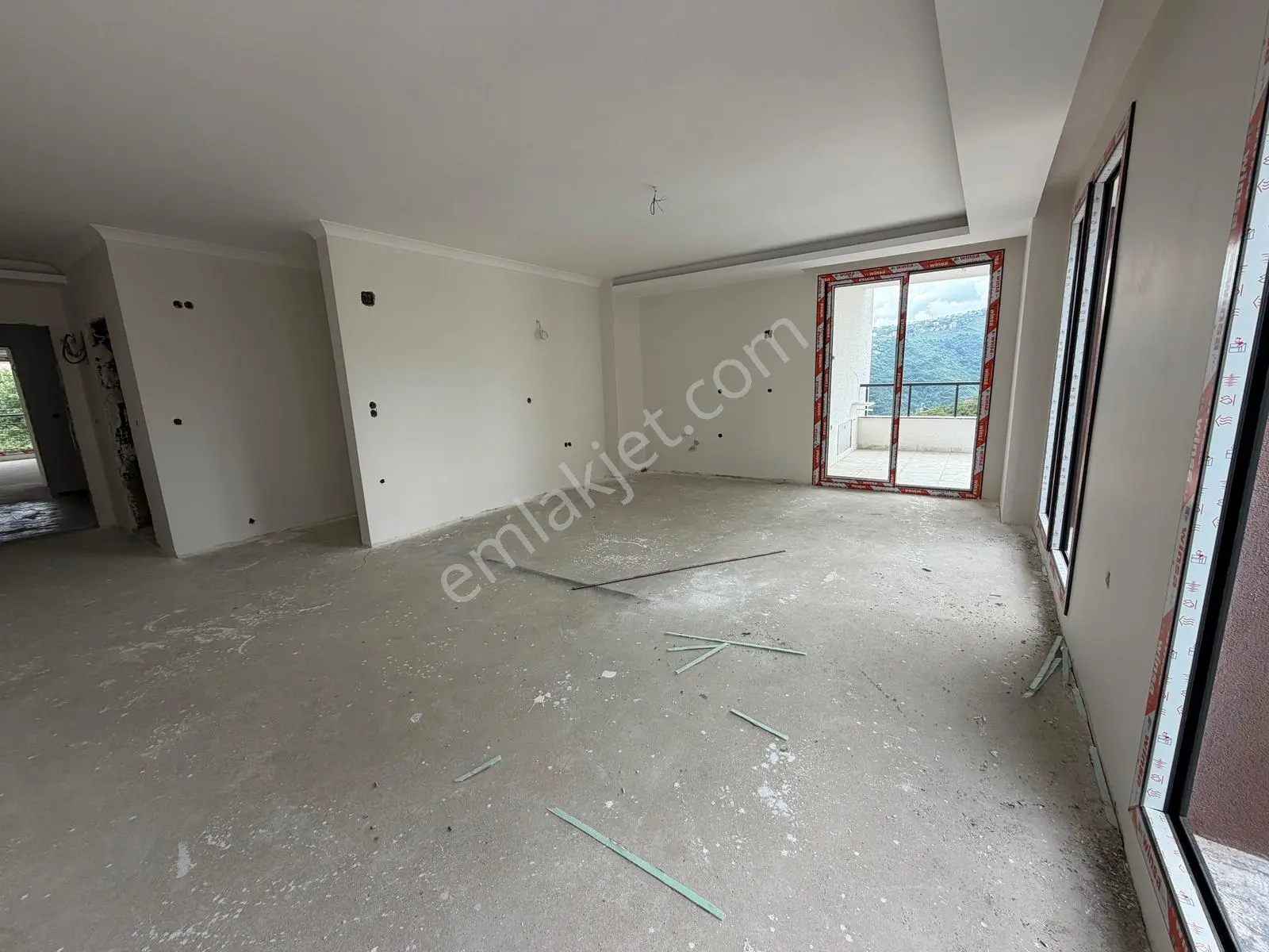 Trabzon Gayrimenkulden Yıl Sonu Oturuma Hazır 2+1 Sıfır Daireler — fotoğraf 7
