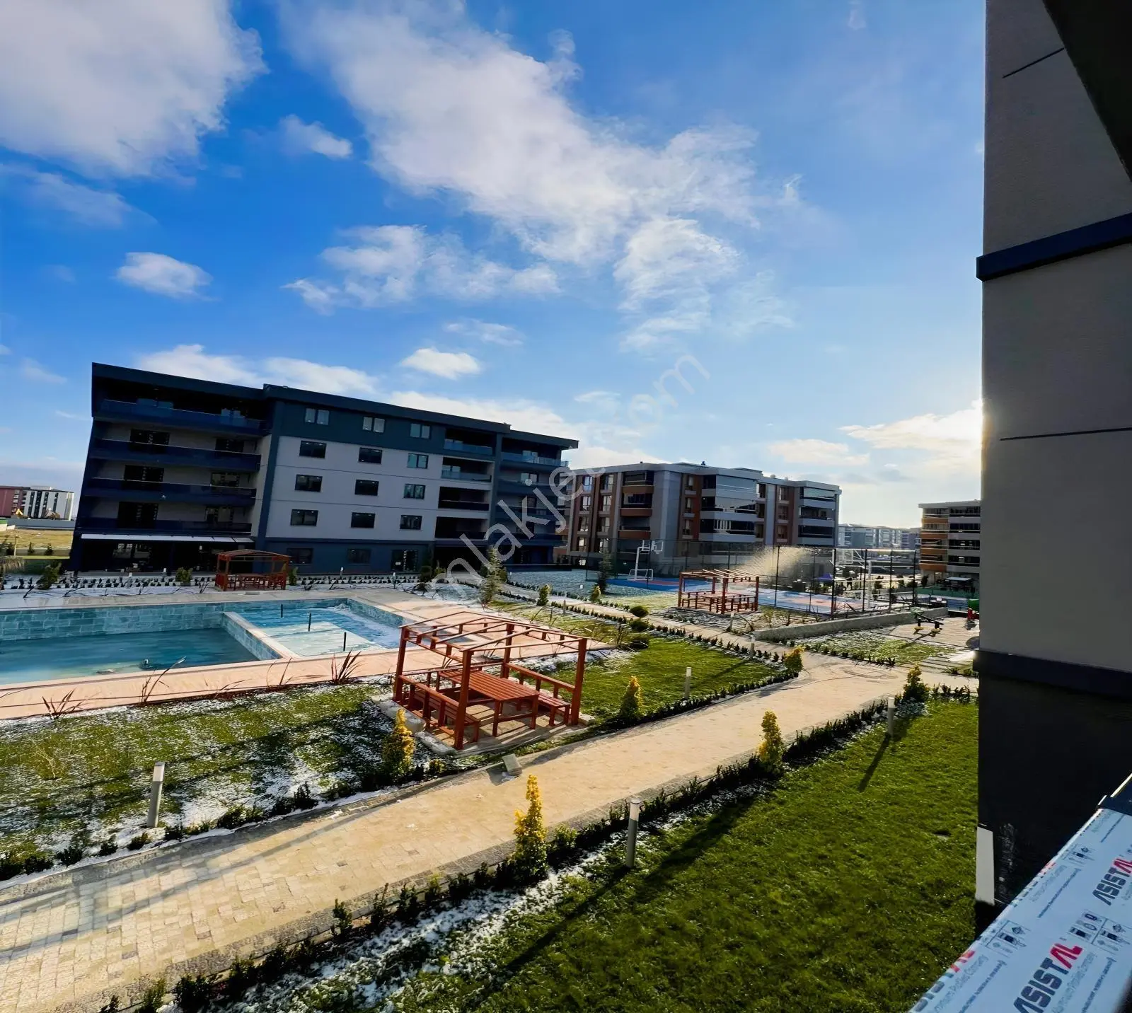 Mutlu Yaşam'dantepe Bölgesi Lüx Site İçi 3+1 Fırsat Daireler — fotoğraf 29
