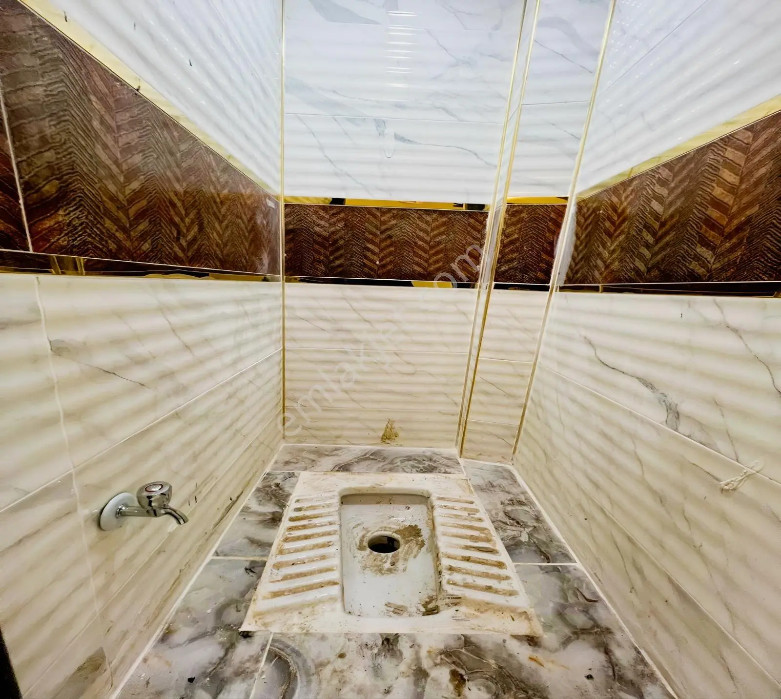 Mutlu Yaşam'danbaglık Mah Merkezi Konumda Küba Cami Yanı2+1 — fotoğraf 21