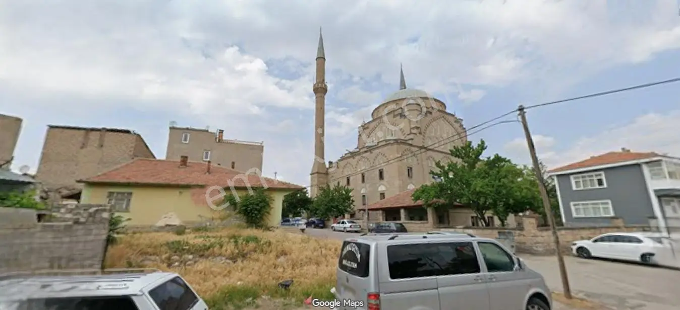 Mükemel Konumda Köşe Başı Ticari + Konut Arsası Satlık — fotoğraf 2