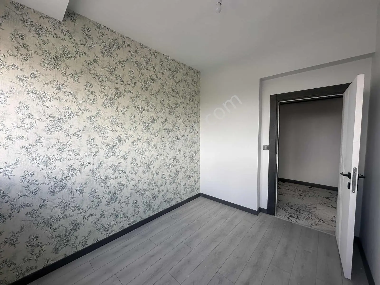 Satlık 4+1 Masrafsız Lüks Daire Site İçinde Mükemel Konumda — fotoğraf 16