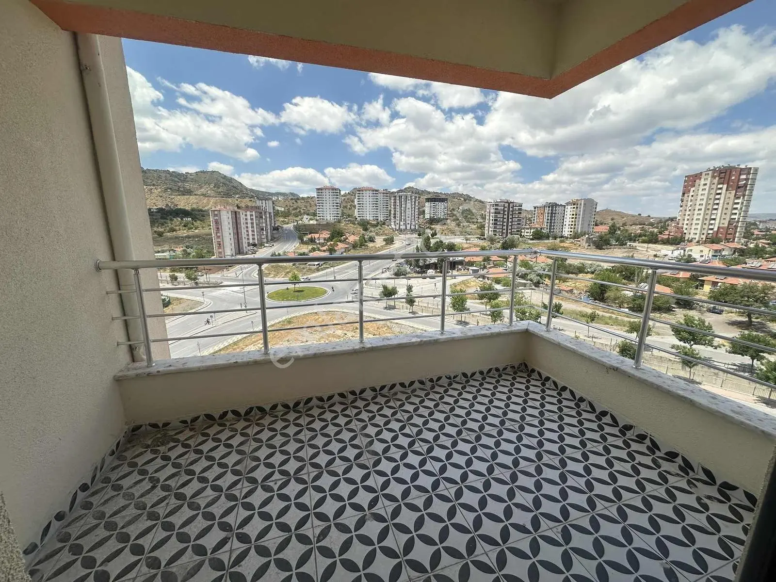 Satlık 4+1 Masrafsız Lüks Daire Site İçinde Mükemel Konumda — fotoğraf 22