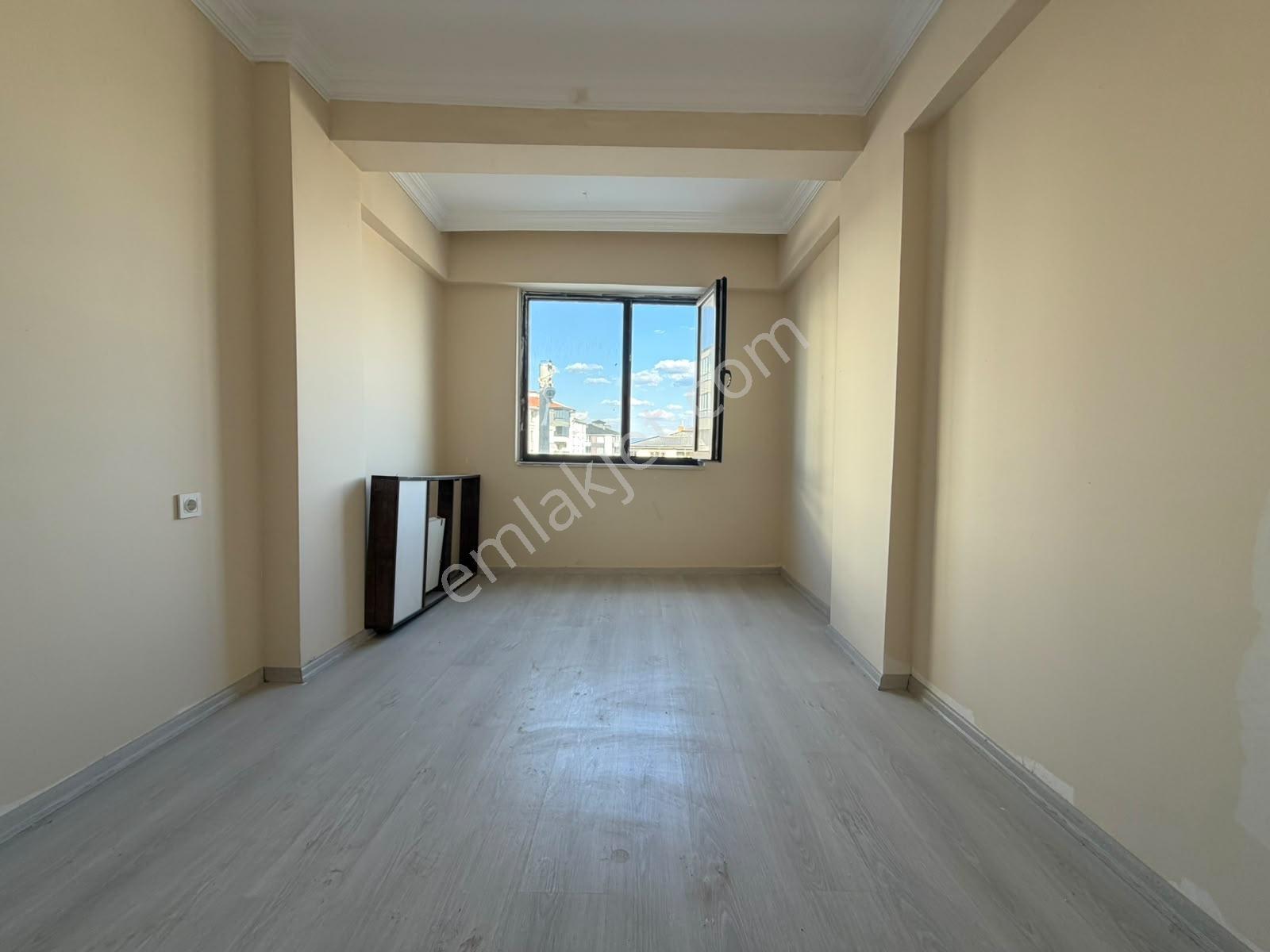 Kolçan Emlak'tan Zafertepede Satılık 2+1 Daire — fotoğraf 6
