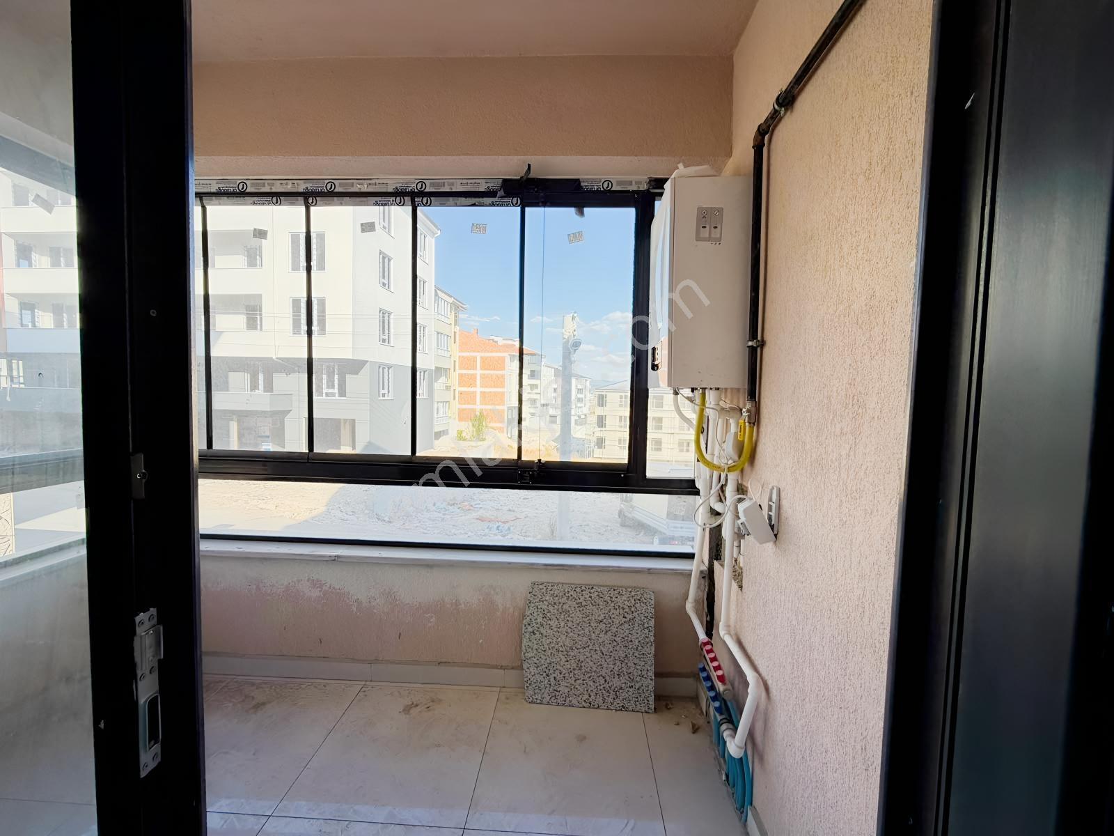 Kolçan Emlak'tan Zafertepede Satılık 2+1 Daire — fotoğraf 14