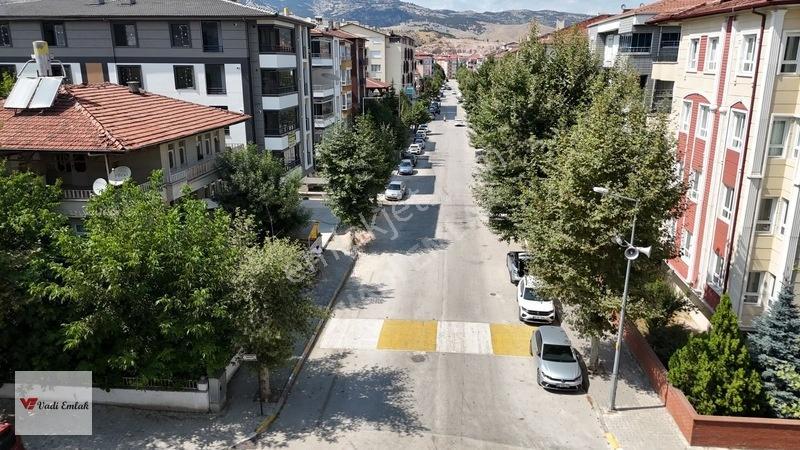 Kafe Kangonun Karşısnda Satlık Köşe Parsel Ev Ve Arsa|vadi Emlak — fotoğraf 7