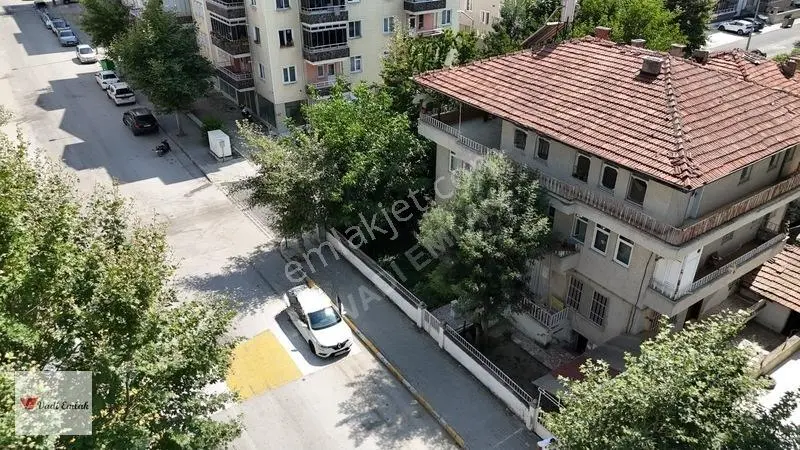 Kafe Kangonun Karşısnda Satlık Köşe Parsel Ev Ve Arsa|vadi Emlak — fotoğraf 10