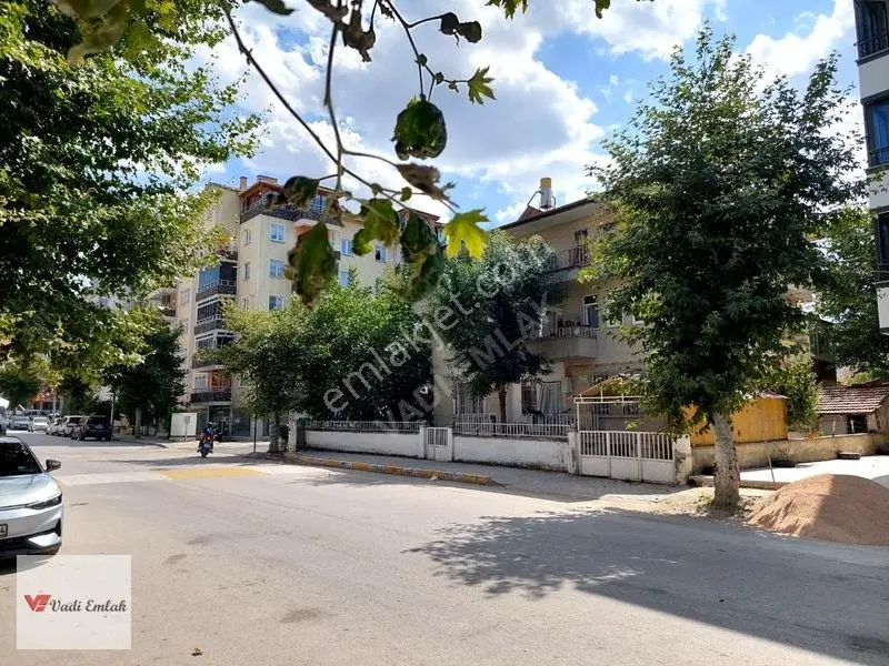 Kafe Kangonun Karşısnda Satlık Köşe Parsel Ev Ve Arsa|vadi Emlak — fotoğraf 31