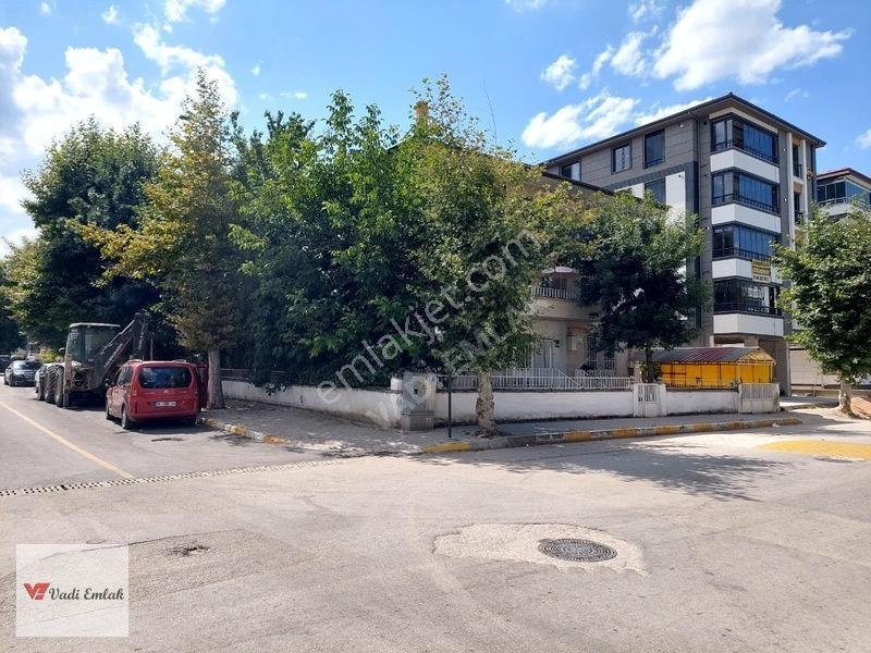 Kafe Kangonun Karşısnda Satlık Köşe Parsel Ev Ve Arsa|vadi Emlak — fotoğraf 33