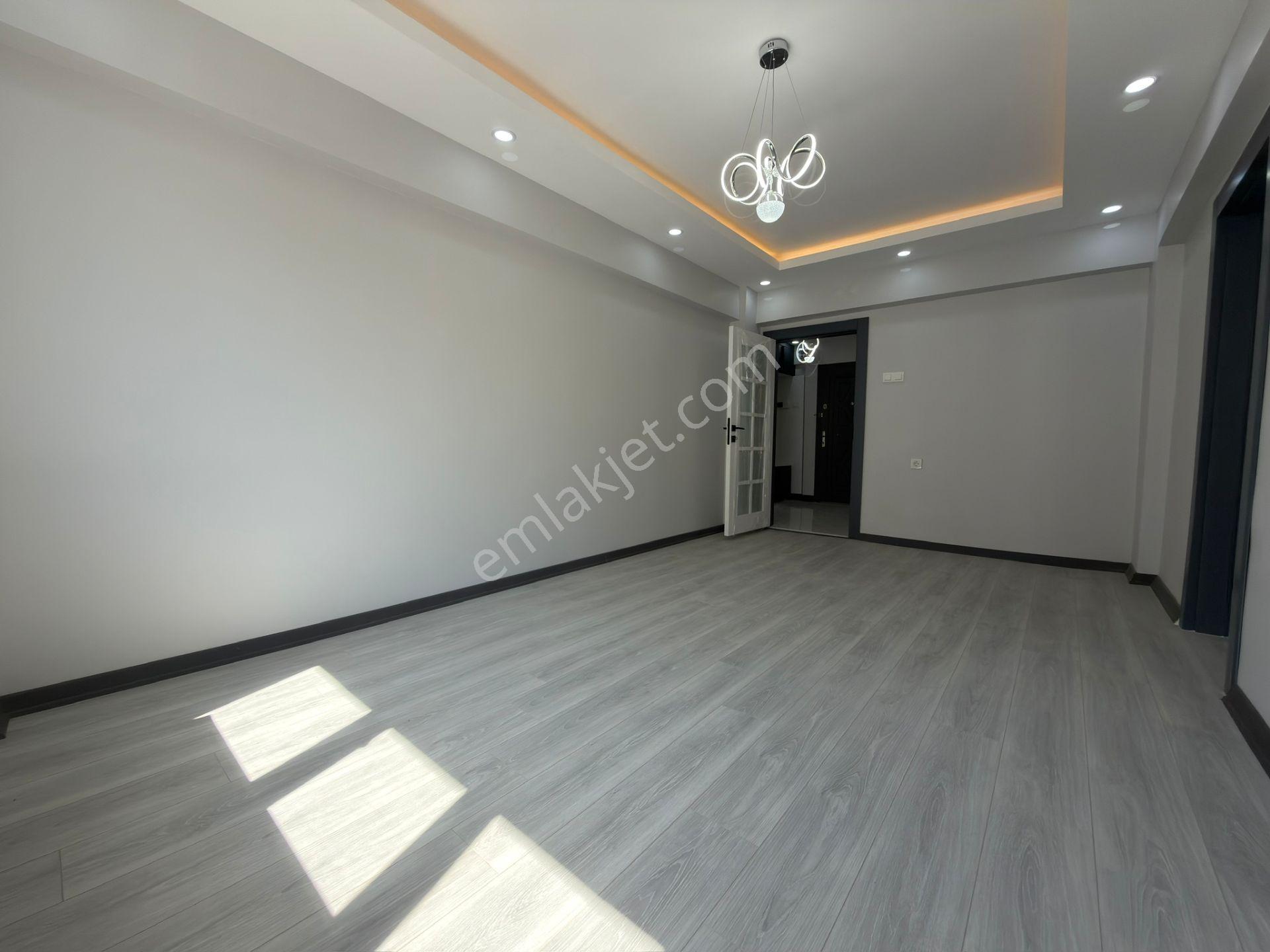 Sincan İstasyon Mah Kredi Limitsiz Katta 3+1 — fotoğraf 7