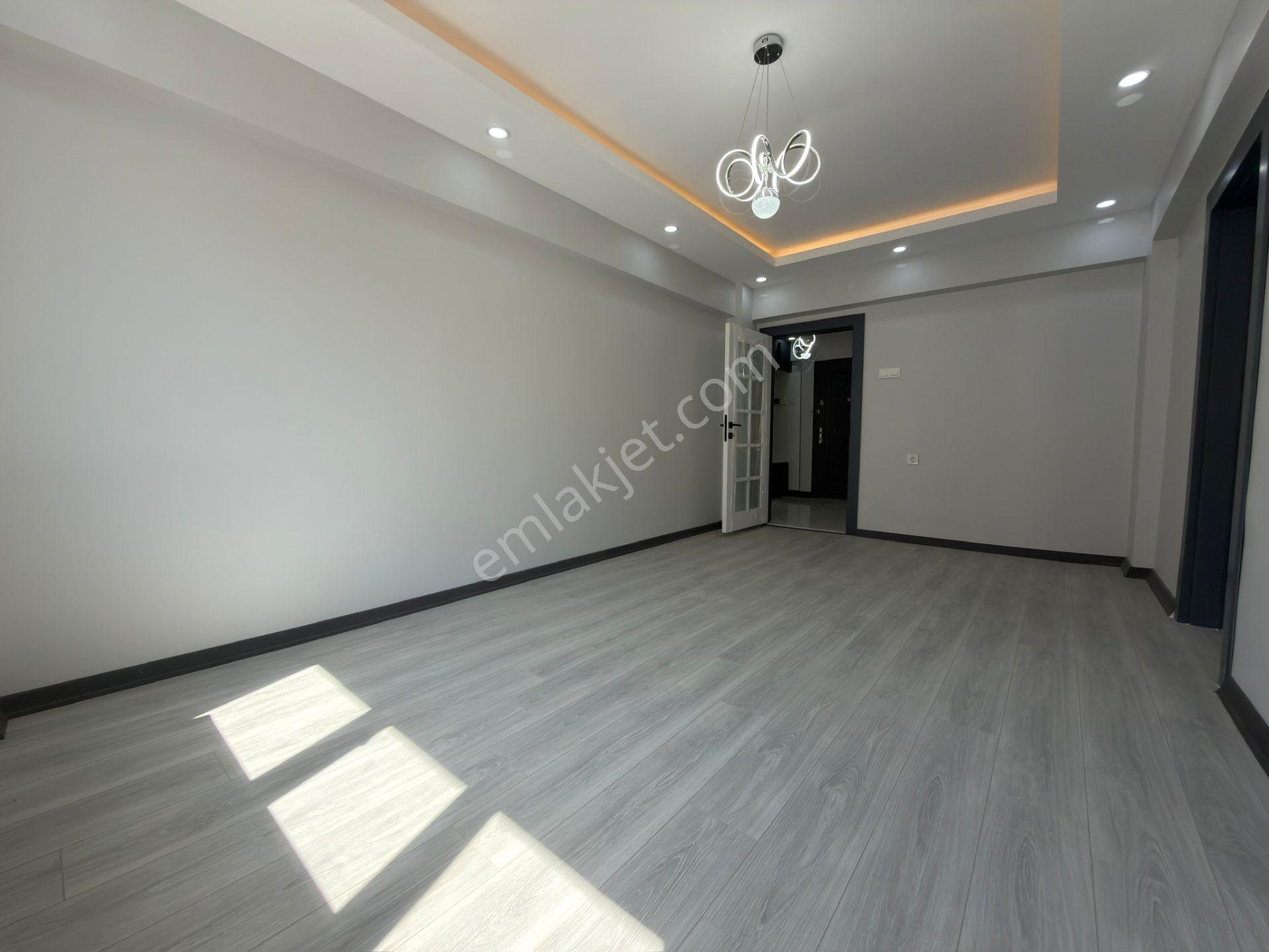 Sincan İstasyon Mah Kredi Limitsiz Katta 3+1 — fotoğraf 8