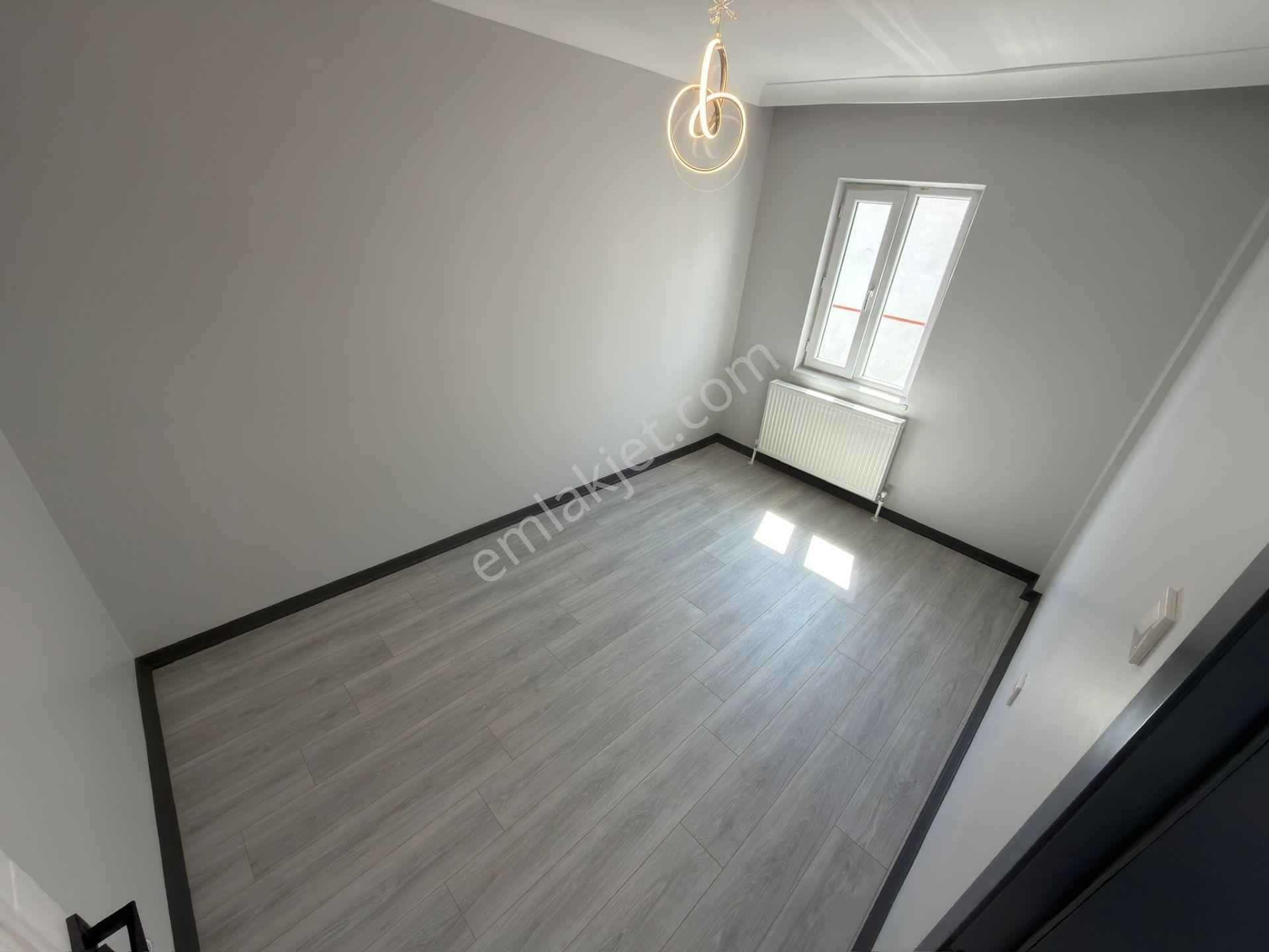 Sincan İstasyon Mah Kredi Limitsiz Katta 3+1 — fotoğraf 12