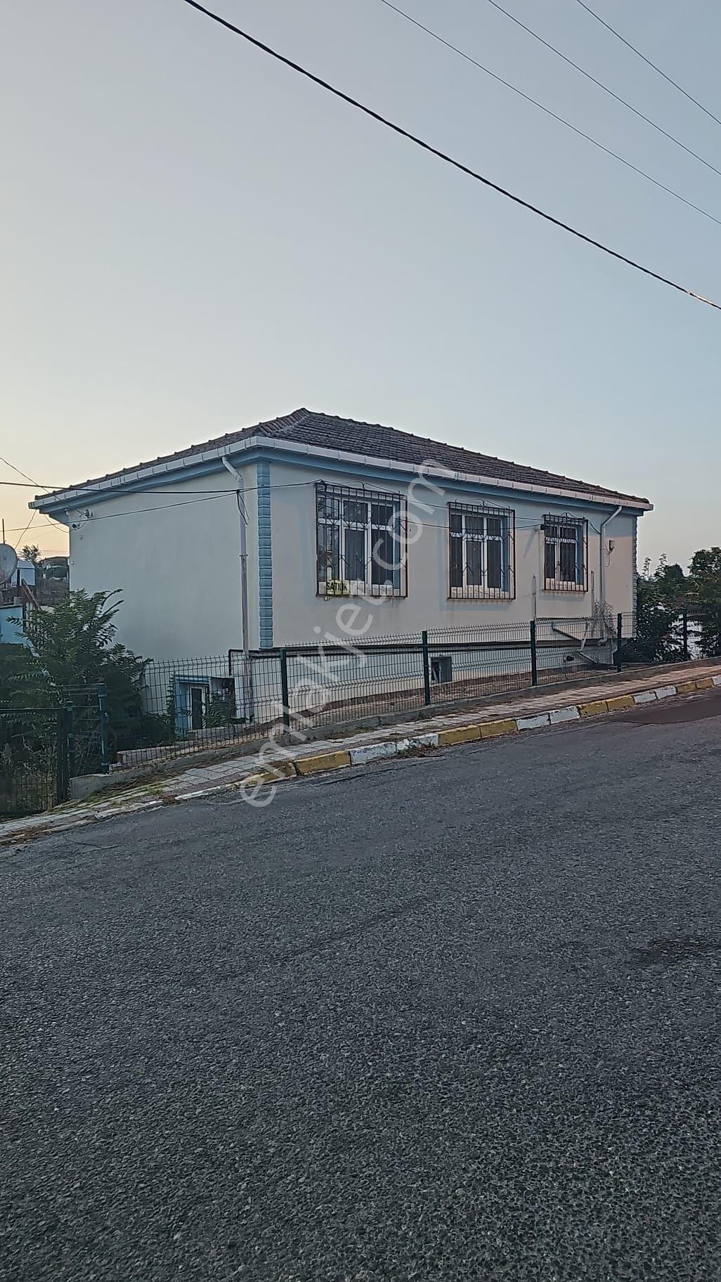 Ege Gayrimenkul'den Büyükçavuşlu'da 975 M2 Arsa — fotoğraf 2